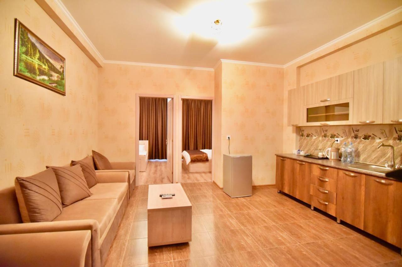 Hotel Blue Ridge Tbilisi Ngoại thất bức ảnh